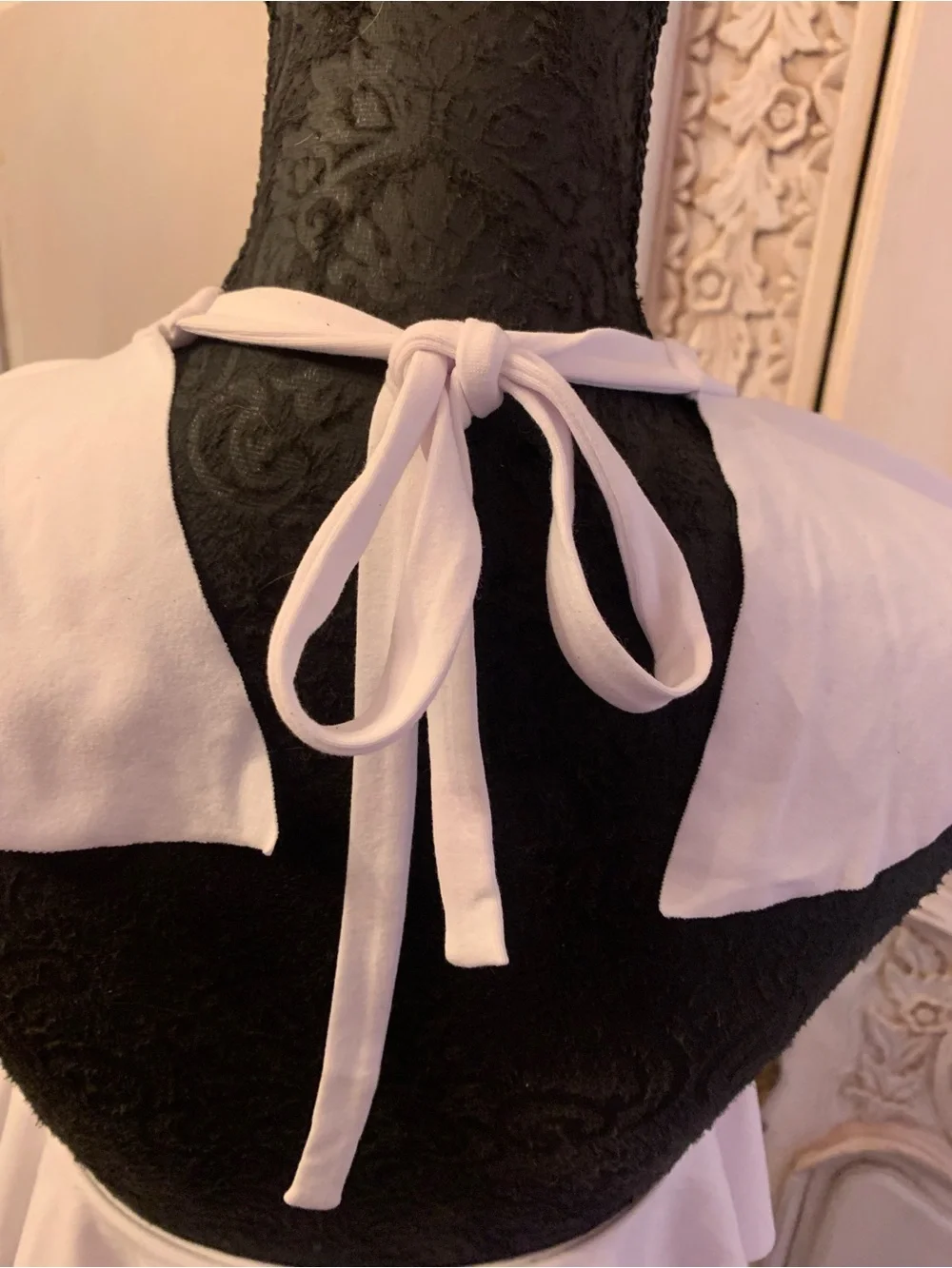 Susana Monaco White Ruffle Tie Back Top Size M NWT - Picture 7 of 11